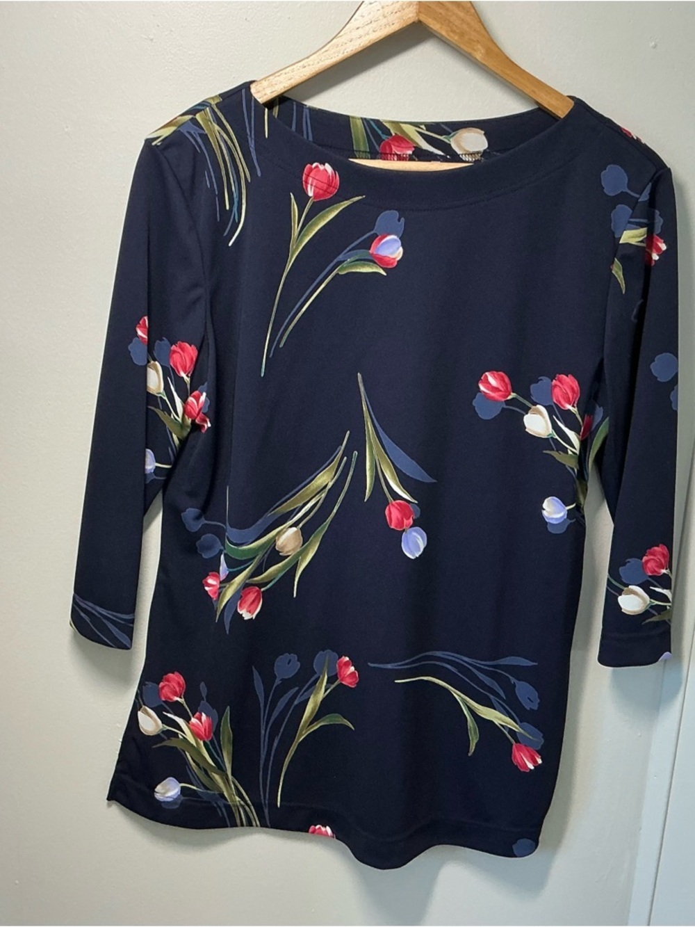 Susan Graver Navy Floral 3/4 Sleeve Tunic Top - Picture 4 of 10